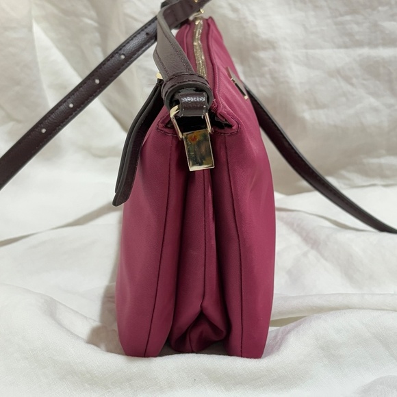 Kate Spade NY Pink Triple Gusset Nylon/Leather Crossbody bag 9.5 X 4 X 7 NWOT - Picture 6 of 16